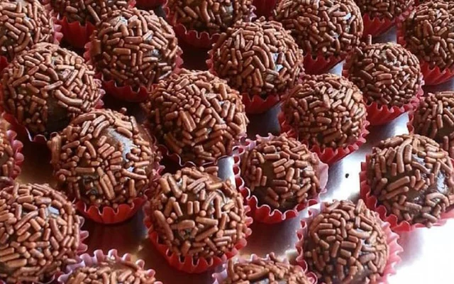 82) Brigadeiro